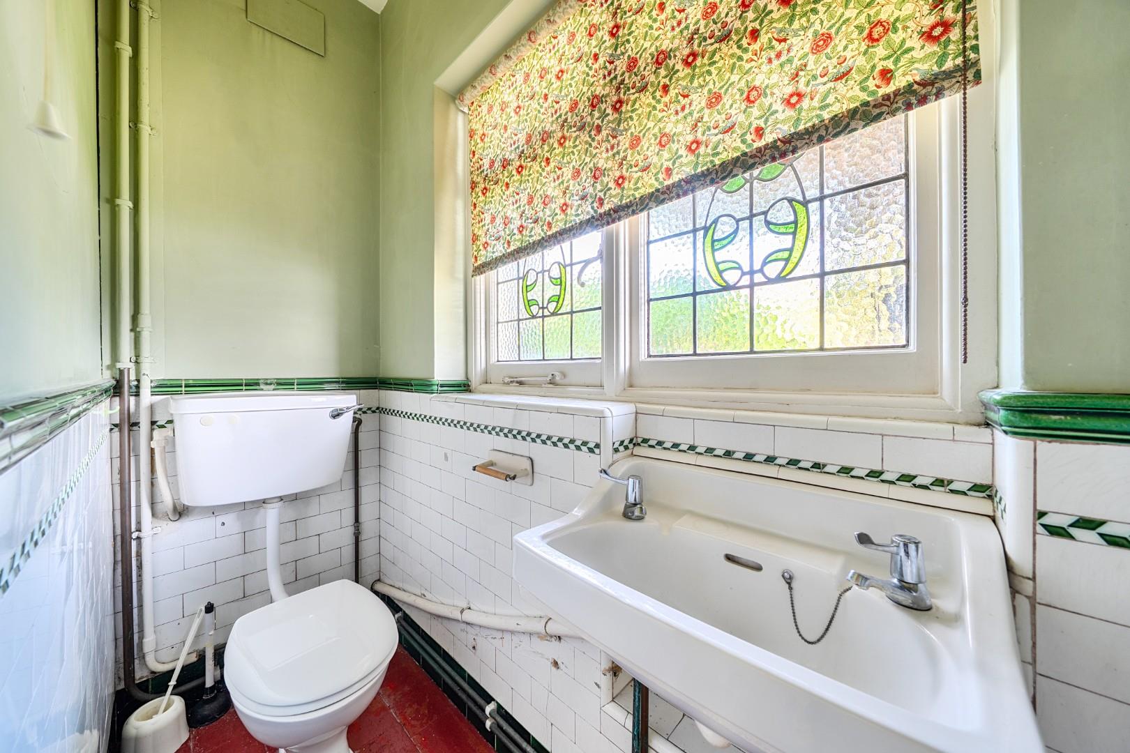 Lawrence Court, Mill Hill, NW7, London